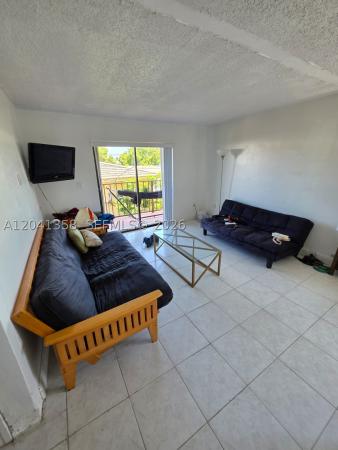 Sun Isle, 990 Biarritz Dr #303, Miami Beach, Florida 33141, image 2