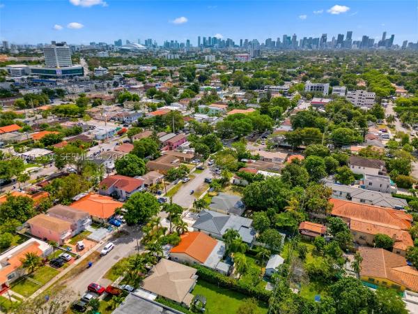 McAllister Terrace, 2940 SW 12th St, Miami, Florida 33135, image 2