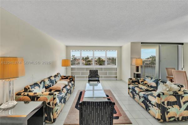 Trafalgar Towers, 1410 S Ocean Dr #304, Hollywood, Florida 33019, image 3