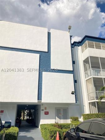 9159 SW 77th Ave #211, Unincorporated Dade County, Florida 33156, image 1
