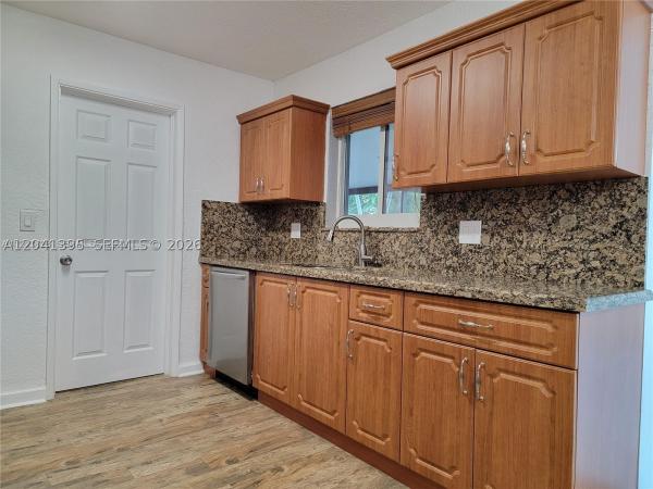 Hillside Park, 5721 Jefferson St, Hollywood, Florida 33023, image 2