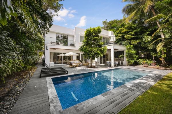 Pomona, 3901 Kumquat Ave, Miami, Florida 33133, image 3