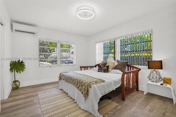 Mayfair Arms, 1790 E Las Olas Blvd #11, Fort Lauderdale, Florida 33301, image 2