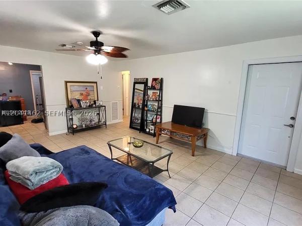Town Of Hallandale, 124 NW 6th Ave, Hallandale Beach, Florida 33009, image 3