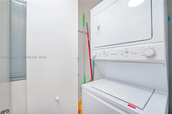 One Miami West, 325 S Biscayne Blvd #3921, Miami, Florida 33131, image 1