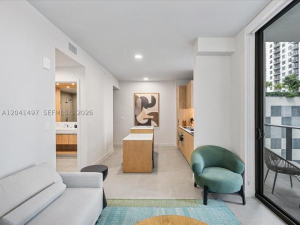 11 NE 6th St #807, Miami, Florida 33132, image 2