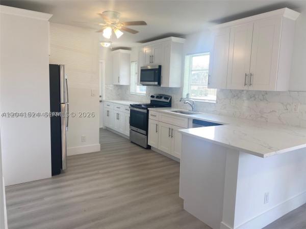 Anderson Villas, 1005 NE 2nd St #1-2, Hallandale Beach, Florida 33009, image 2