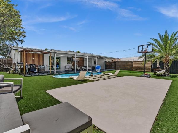 Benson Manor, 20210 SW 106th Ct, Cutler Bay, Florida 33189, image 2