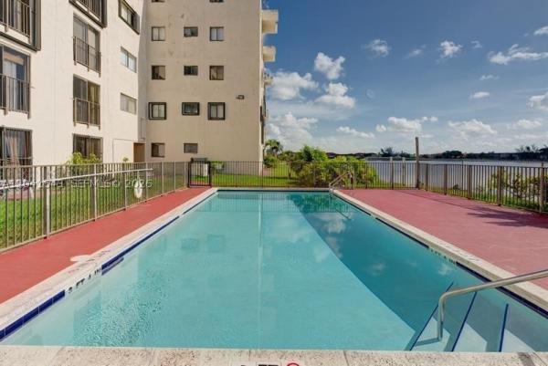 Vista Del Lago, 9915 W Okeechobee Rd #2-404, Hialeah Gardens, Florida 33016, image 2
