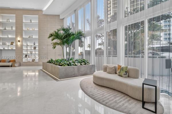Trump Royale, 18201 Collins Ave #2008, Sunny Isles Beach, Florida 33160, image 2