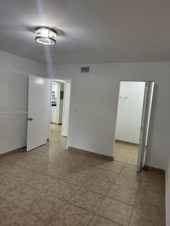 Las Vistas At Doral, 8100 Geneva Ct #142, Doral, Florida 33166, image 1