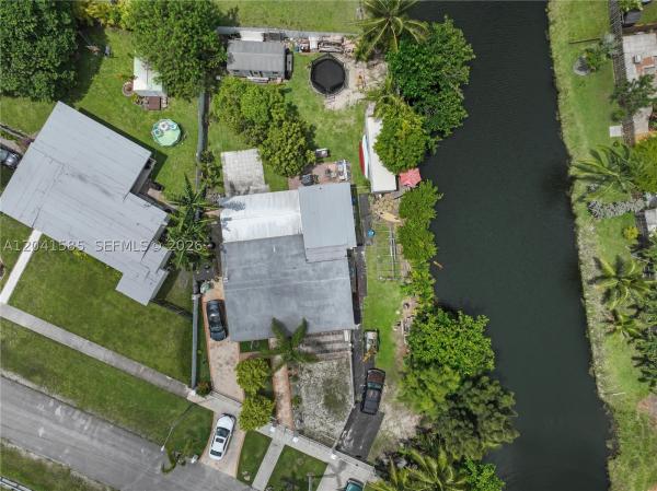 11525 N Snapper Creek Dr, Unincorporated Dade County, Florida 33173, image 1
