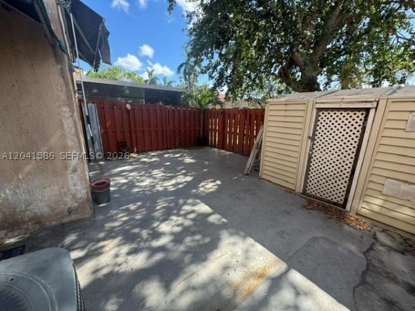 3690 SW 153rd Pl, Unincorporated Dade County, Florida 33185, image 2