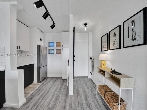 Cromwell East, 1777 SE 15th St #407, Fort Lauderdale, Florida 33316, image 1