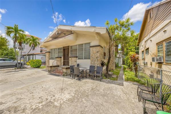 Lawrence Estates Land, 1468 SW 2nd St, Miami, Florida 33135, image 1