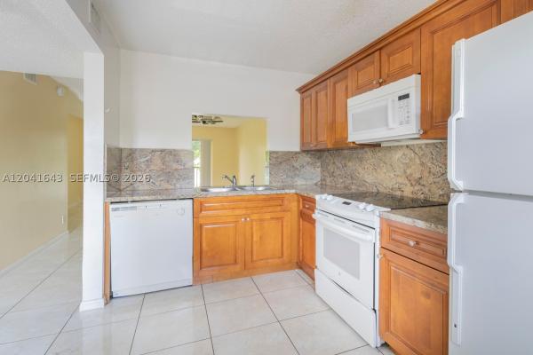 The Island Club At Coral Springs, 9000 NW 28th Dr #1-202, Coral Springs, Florida 33065, image 2