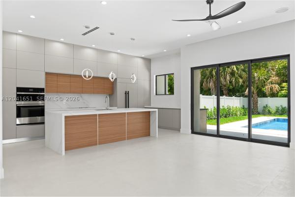 Poinsettia Heights, 1320 NE 16th Ave #A, Fort Lauderdale, Florida 33304, image 3
