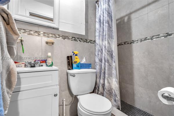 576 NW 147th St, Unincorporated Dade County, Florida 33168, image 3