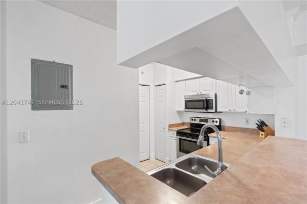Porto Bellagio, 17145 N Bay Rd #4311, Sunny Isles Beach, Florida 33160, image 3