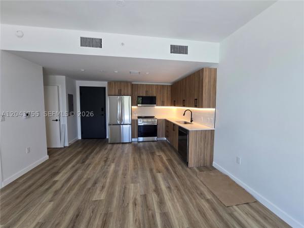 Revv Hollywood, 2236 Pierce St #403, Hollywood, Florida 33020, image 2