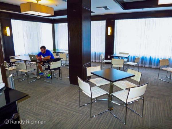 Charter Club, 600 NE 36th St #PH-3, Miami, Florida 33137, image 2