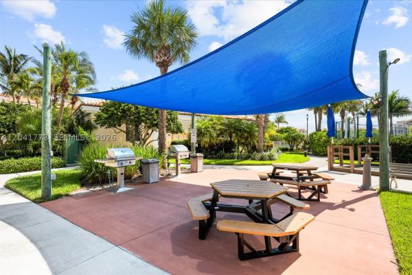 Harbour Isle East, 38 E Harbour Isle Dr E #104, Fort Pierce, Florida 34949, image 2