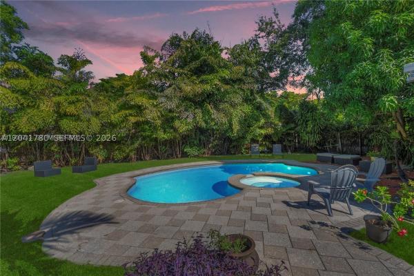 Keystone Point, 1875 Alamanda Dr, North Miami, Florida 33181, image 3