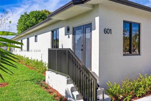 Pemdale, 601 NW 3rd Ave, Hallandale Beach, Florida 33009, image 2