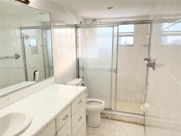 Creek Towers & Yacht Club, 8024 Tatum Waterway Dr #6B, Miami Beach, Florida 33141, image 1