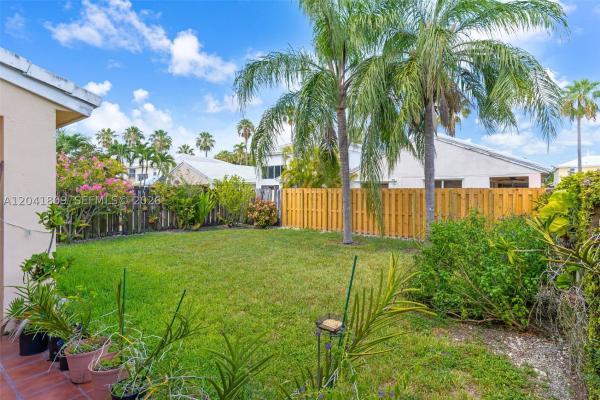 4766 SW 154th Ave, Unincorporated Dade County, Florida 33185, image 1