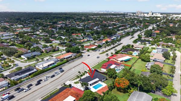 8430 N Kendall Dr, Unincorporated Dade County, Florida 33156, image 2