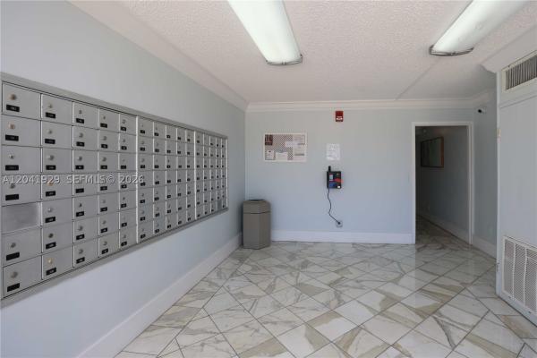 Keystone Towers, 2000 NE 135th St #906, North Miami, Florida 33181, image 1
