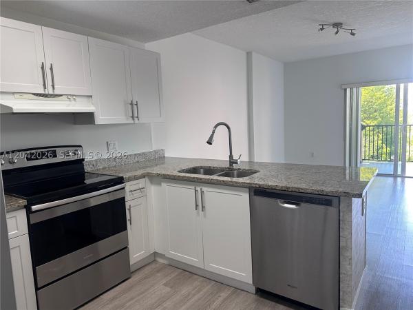 Emerald Plaza On Coral Way, 3410 Coral Way #406, Miami, Florida 33145, image 2