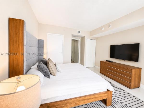 Brickell House, 1300 Brickell Bay Dr #2307, Miami, Florida 33131, image 2