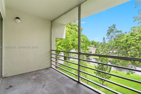 Spring Crest, 4215 N University Dr #305, Sunrise, Florida 33351, image 1