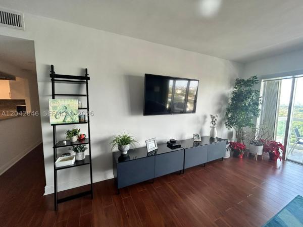Brickell Townhouse, 2451 Brickell Ave #20M, Miami, Florida 33129, image 2