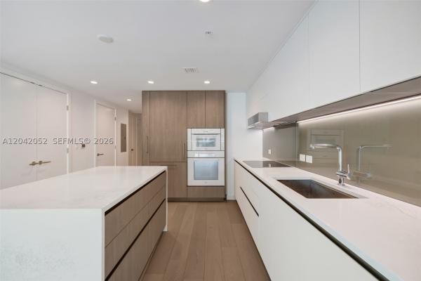 9221 E Bay Harbor Dr #210, Bay Harbor Islands, Florida 33154, image 1
