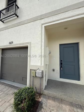 Regal Palm Square, 669 SW 11th St, Florida City, Florida 33034, image 2
