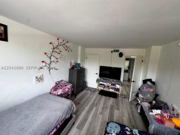 Winston Towers 600, 210 174th St #M11, Sunny Isles Beach, Florida 33160, image 2