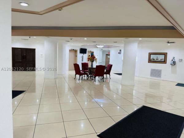 1200 NE Miami Gardens Dr #218W, Unincorporated Dade County, Florida 33179, image 1