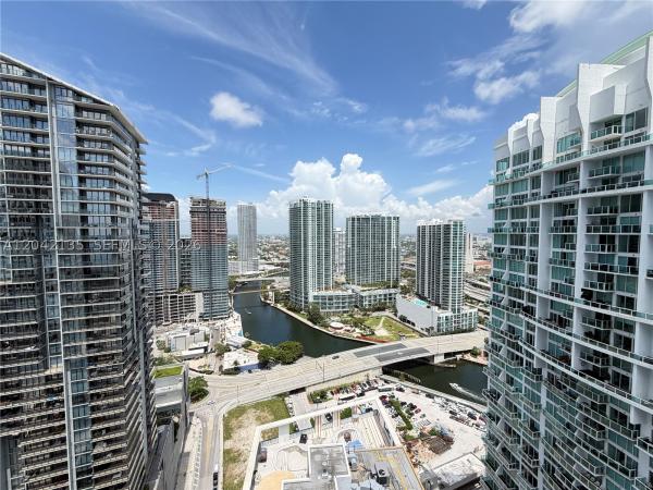 500 Brickell West, 55 SE 6th St #3900, Miami, Florida 33131, image 2