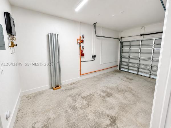 114 SW 184th Pl, Pembroke Pines, Florida 33029, image 2