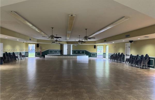 Royal Park, 117 Royal Park Dr #3F, Oakland Park, Florida 33309, image 2