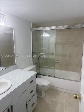 The Carriage Club, 5005 Collins Ave #1104, Miami Beach, Florida 33140, image 2