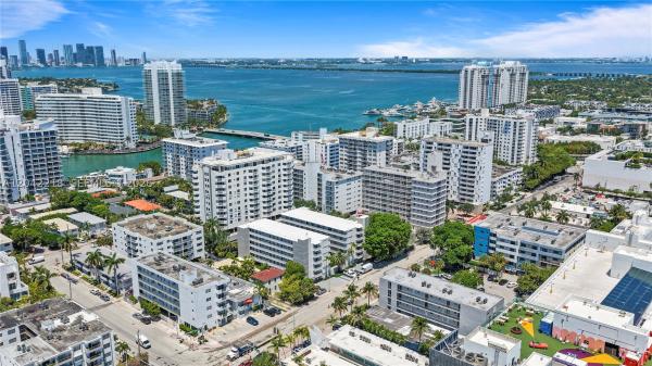 Twin Towers, 1614 West Ave #203, Miami Beach, Florida 33139, image 1