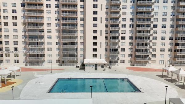 Winston Towers 100, 250 174th St #1211, Sunny Isles Beach, Florida 33160, image 1