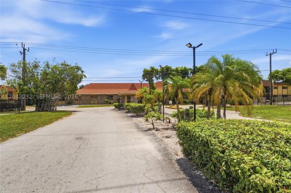 Stonebridge Gardens, 2974 NW 55th Ave #2B, Lauderhill, Florida 33313, image 3