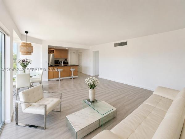 Harbour House, 10275 Collins Ave #431, Bal Harbour, Florida 33154, image 1