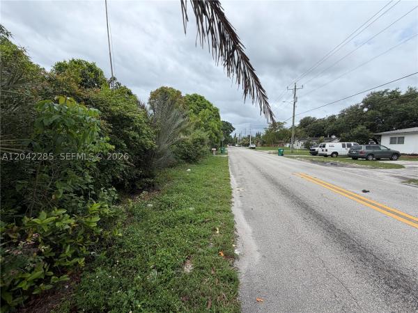 16225 NE 2nd Ave, Unincorporated Dade County, Florida 33162, image 2