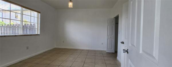 10949 SW 181st Ter, Unincorporated Dade County, Florida 33157, image 2